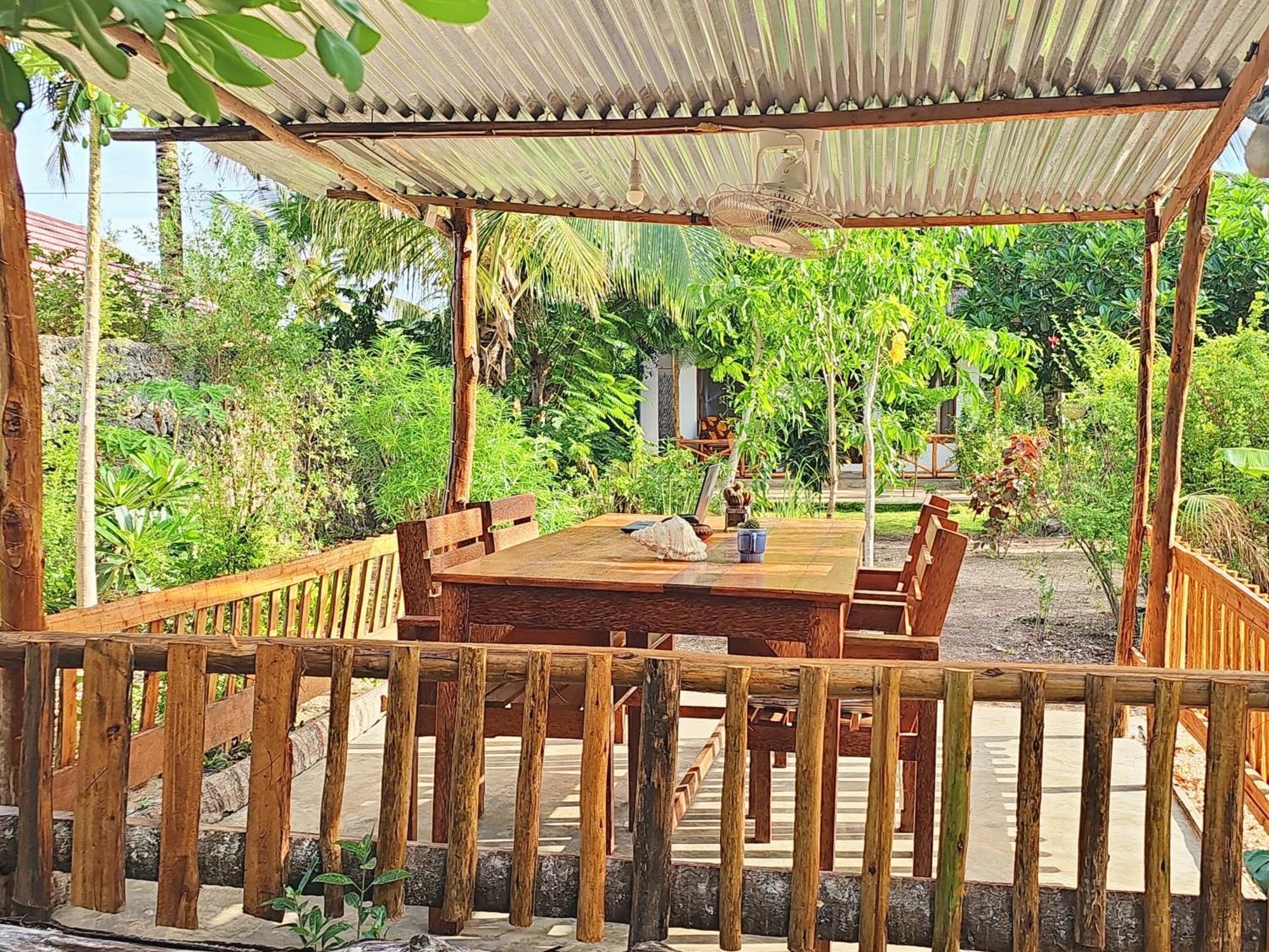 Cozy - Garden, Terrace, Rooftop, * Bwejuu