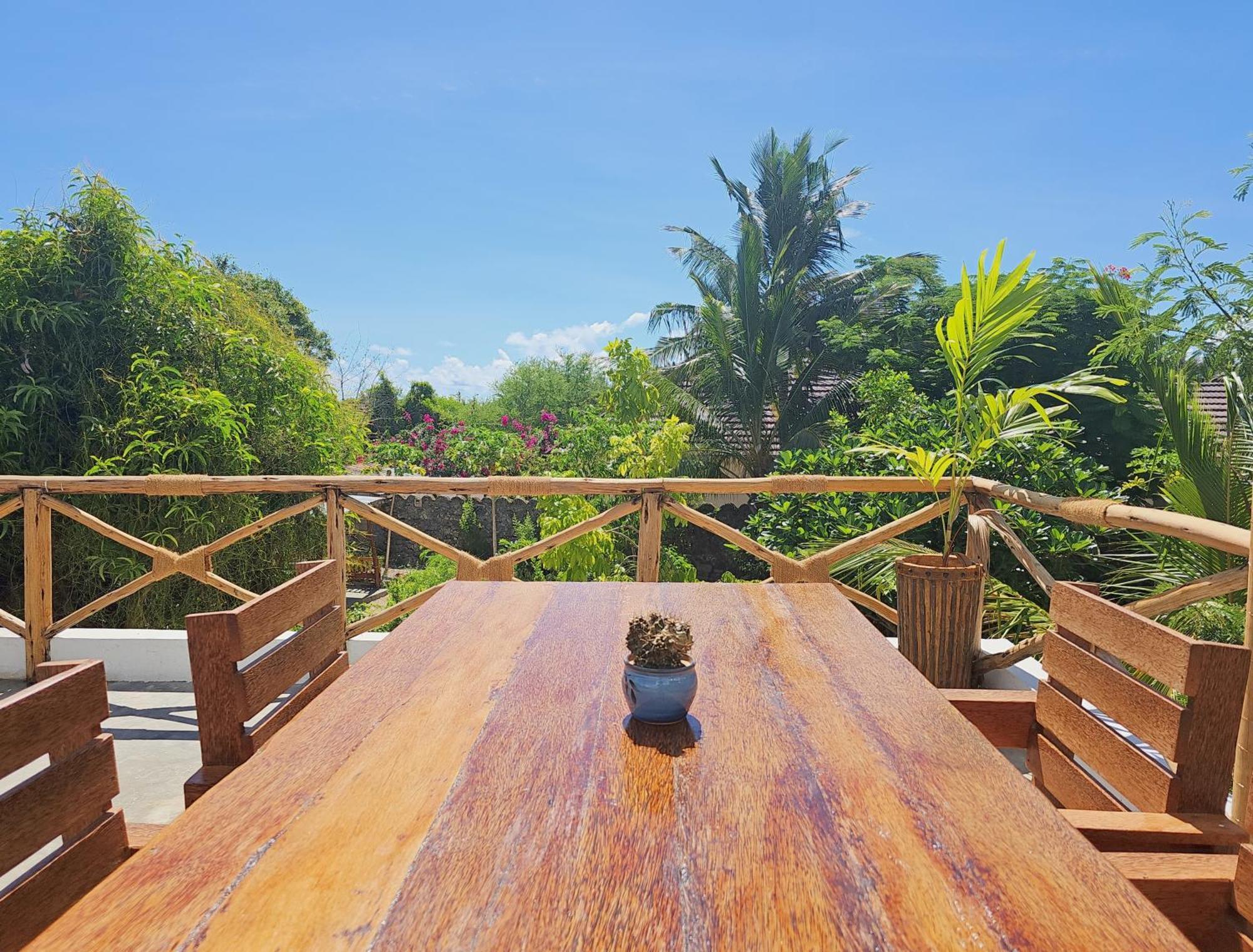 Cozy - Garden, Terrace, Rooftop, * Bwejuu