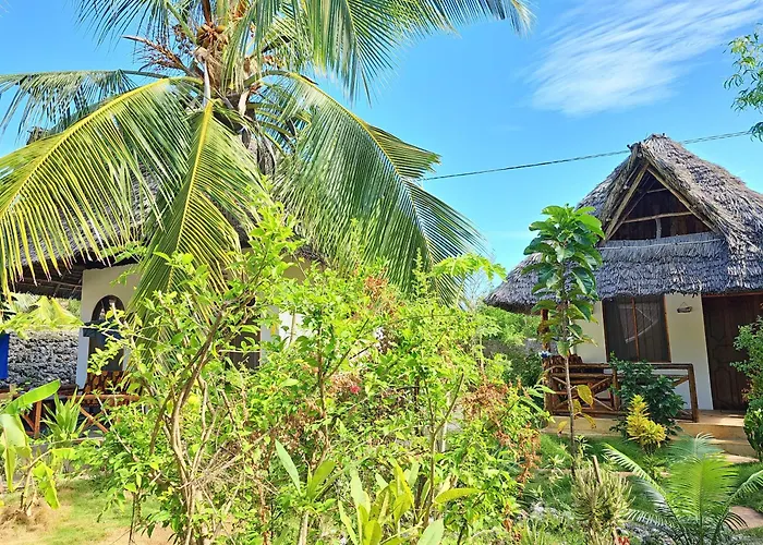 Cozy Bungalow - Garden, Terrace, Rooftop, Beach