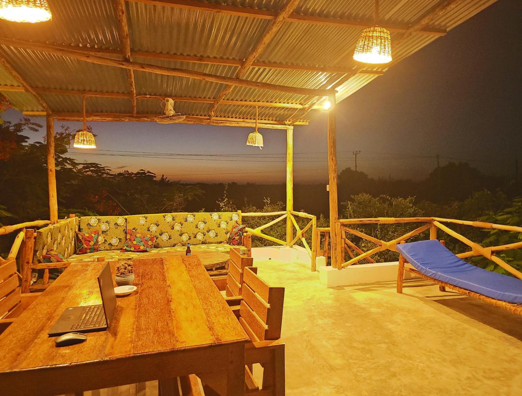 Cozy - Garden, Terrace, Rooftop, * Bwejuu
